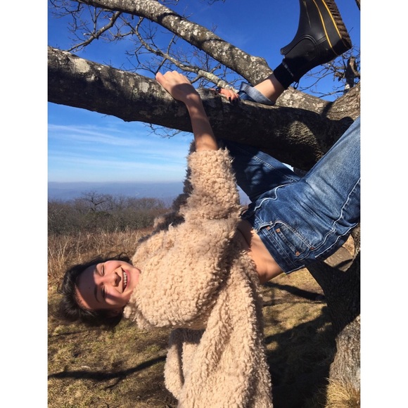 Vintage + Designer Women’s and Men’s ✨ - Picture 5 of 5